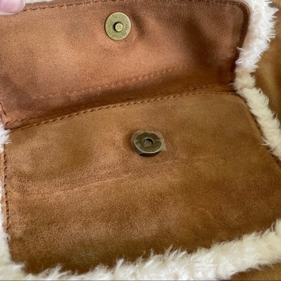 H by Halston NWT Suede & Fleece Shopper/Tote - Picture 4 of 11